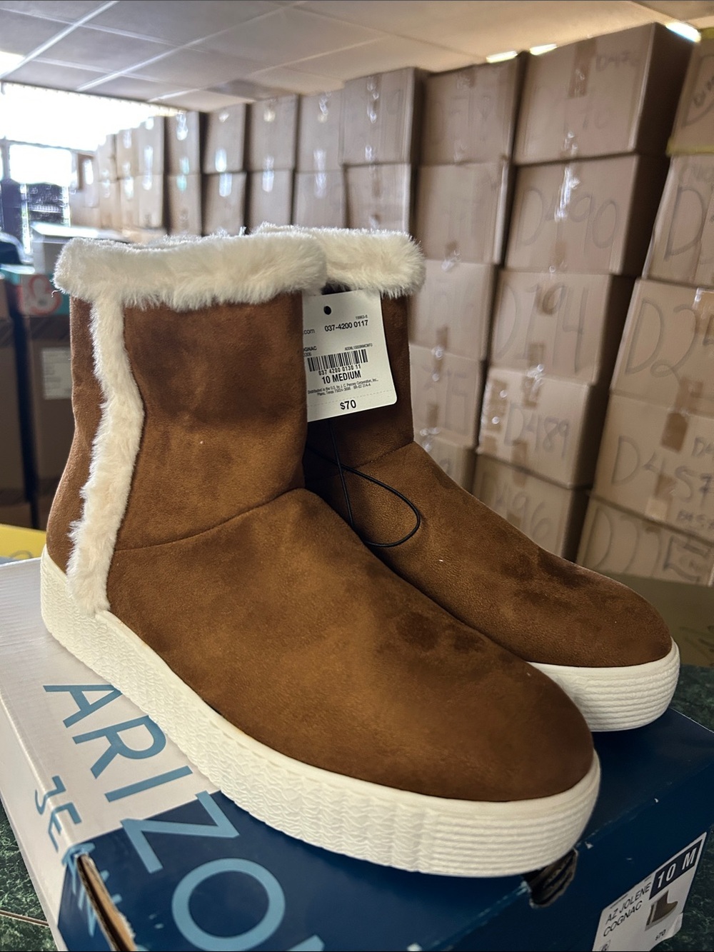 Arizona Jean Company Brown Faux Fur Winter Boots